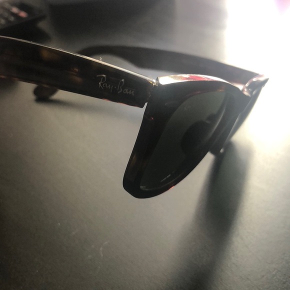 Original Wayfarer Ray-bans!! - Picture 2 of 5